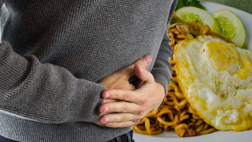 Moarte la pungă: Acest aliment rămâne două ore nedigerat în stomacul tău